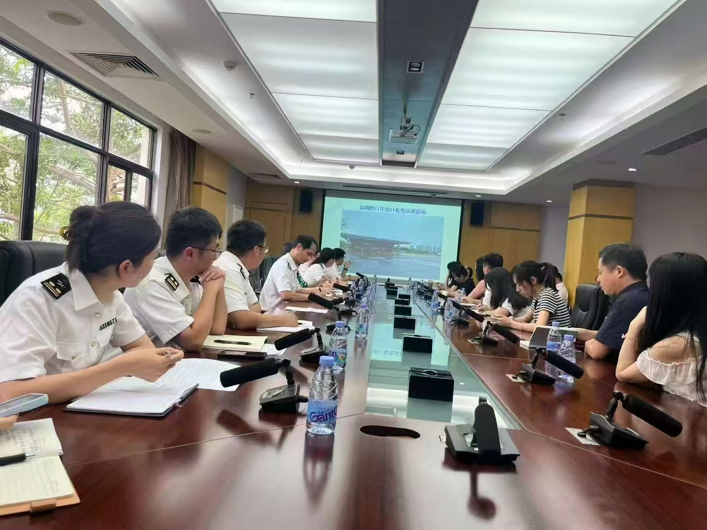 中港物流關于危化車過港會議